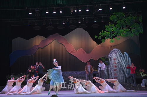 好戲連臺 內江市大型原創現代川劇 鳳鳴山傳奇 持續免費上演